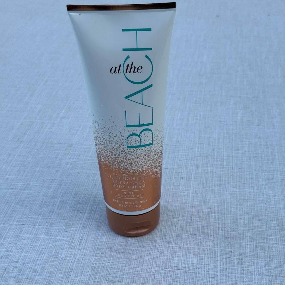 Bath & Body Works At The Beach Ultra Shea Body Cream 8 oz‎ Moisturizing